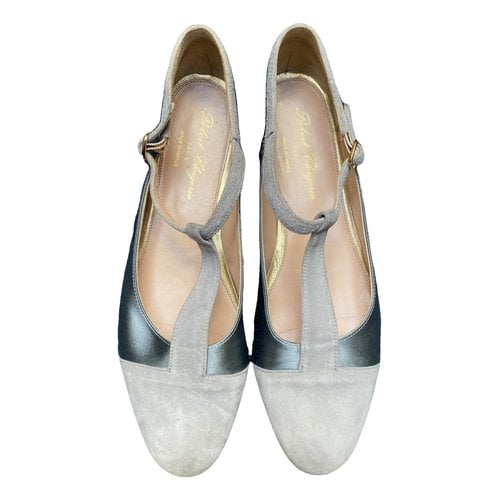 Pre-owned Robert Clergerie Leather Ballet Flats In Green