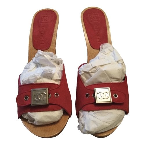 Pre-owned Chanel Cloth Mules & Clogs In Red