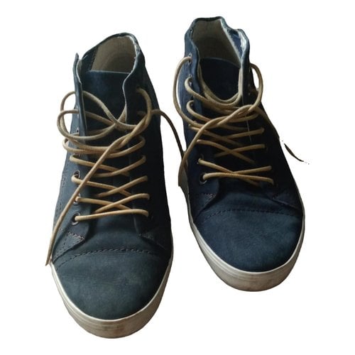 Pre-owned Vagabond Lace Ups In Navy