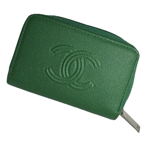 Pre-owned Chanel Timeless/classique Leather Card Wallet In Green