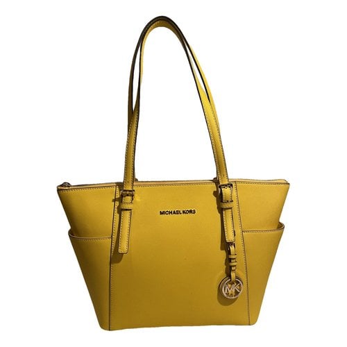 Pre-owned Michael Kors Jet Set Leather Tote In Yellow