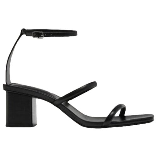 Pre-owned Massimo Dutti Leather Sandal In Black