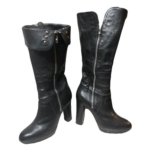 Pre-owned Janet & Janet Leather Boots In Black