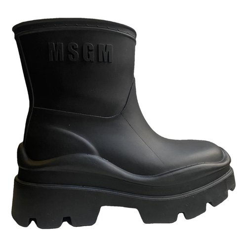 Pre-owned Msgm Boots In Black