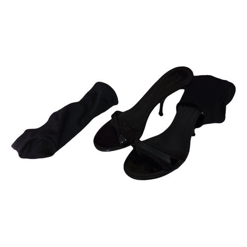 Pre-owned Mcq By Alexander Mcqueen Leather Sandals In Black
