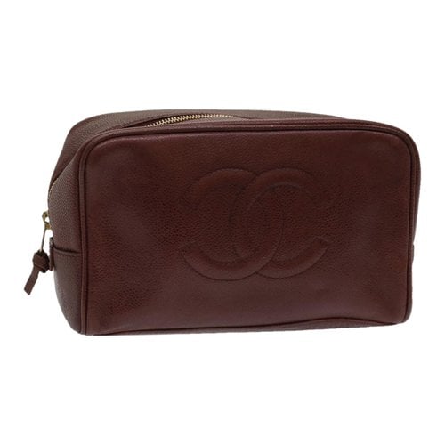 Pre-owned Chanel Leather Clutch Bag In Burgundy