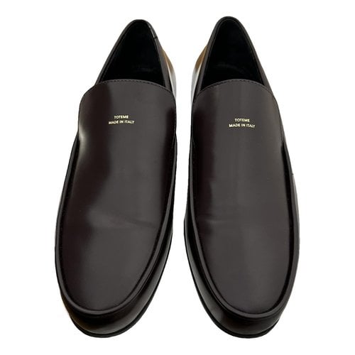 Pre-owned Totême Leather Flats In Burgundy