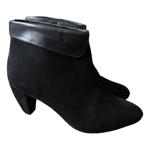 Pre-owned Loeffler Randall Ankle Boots In Black