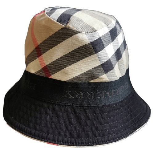 Pre-owned Burberry Beanie In Multicolour