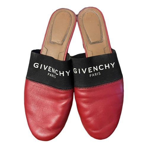 Pre-owned Givenchy Leather Flats In Red