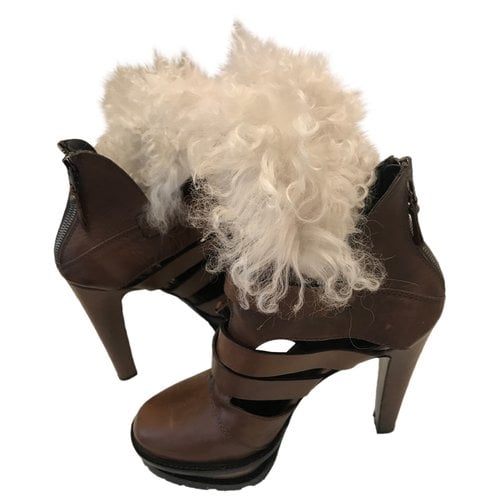Pre-owned Etro Mongolian Lamb Boots In Beige