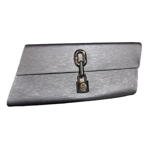 Pre-owned Louis Vuitton Leather Clutch Bag In Silver