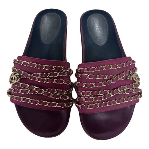 Pre-owned Chanel Cloth Sandal In Burgundy