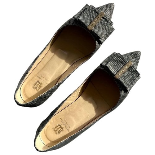 Pre-owned Bruno Magli Leather Ballet Flats In Grey