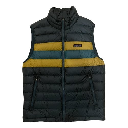 Pre-owned Patagonia Vest In Green