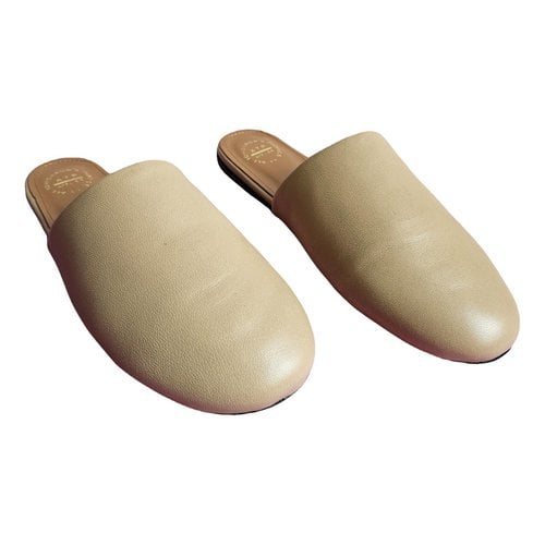 Pre-owned Atp Atelier Leather Mules & Clogs In Beige