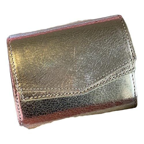 Pre-owned Bobbies Leather Wallet In Gold