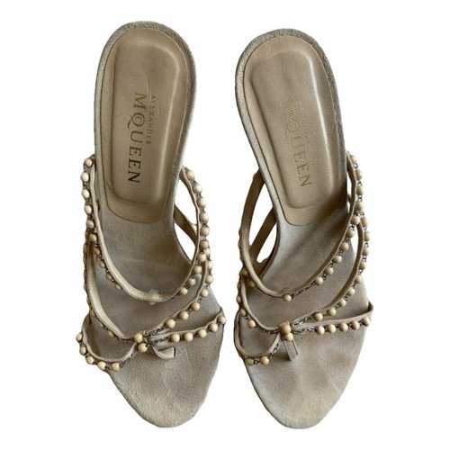Pre-owned Alexander Mcqueen Leather Mules & Clogs In Beige