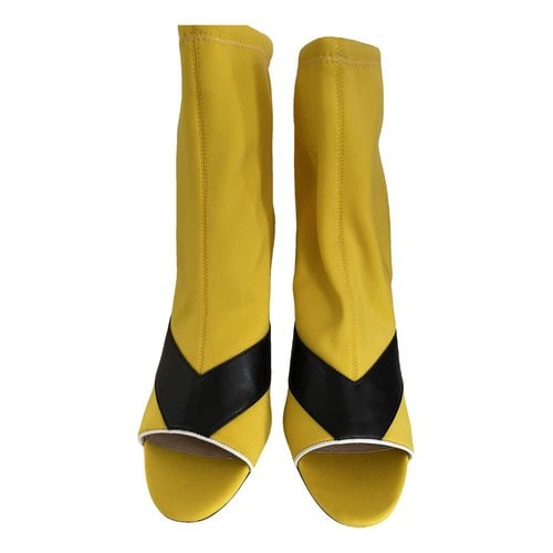 Pre-owned Liujo Open Toe Boots In Yellow