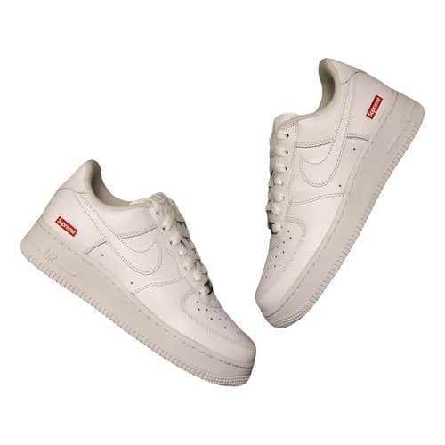 Pre-owned Nike X Supreme Air Force 1 Leather Low Trainers In White