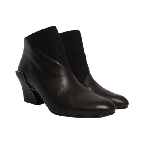 Pre-owned Issey Miyake Leather Boots In Black