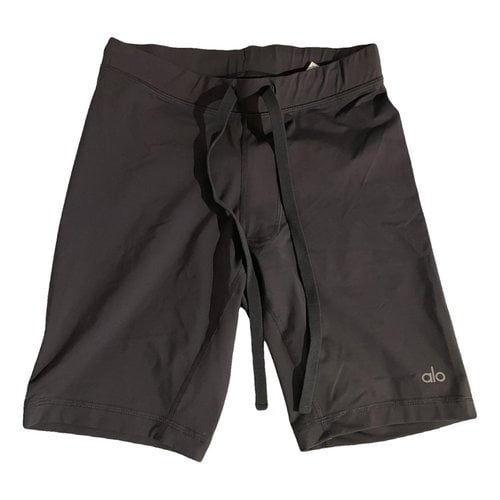 Pre-owned Alo Yoga Shorts In Grey