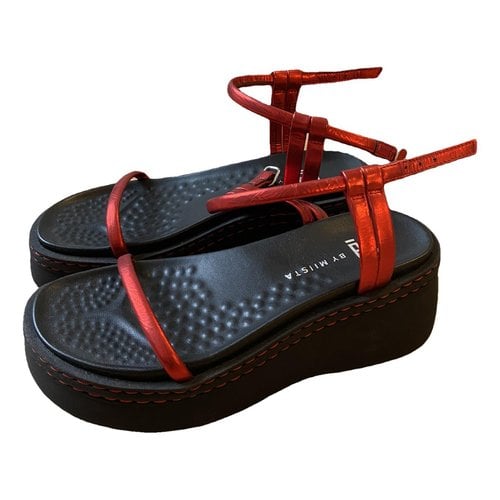 Pre-owned Miista Vegan Leather Sandals In Red
