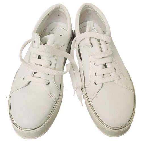 Pre-owned Max Mara Leather Trainers In White