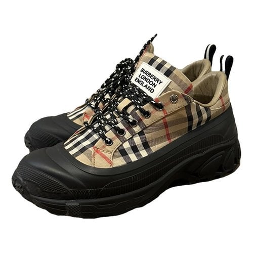 Pre-owned Burberry Trainers In Brown