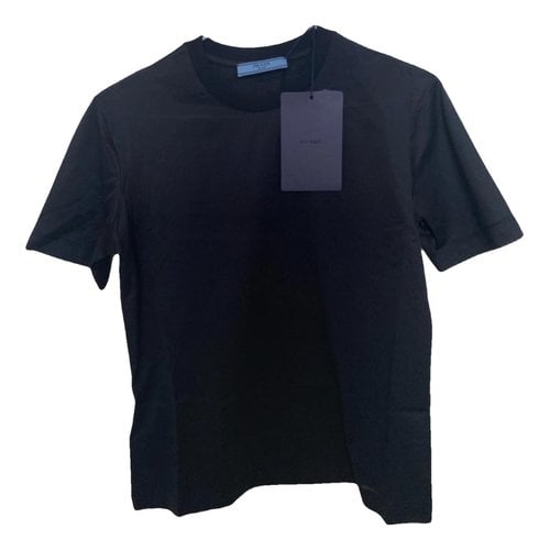 Pre-owned Prada T-shirt In Black