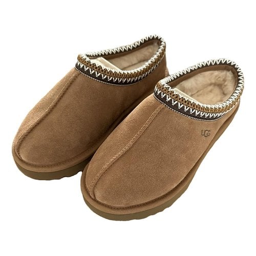 Pre-owned Ugg Leather Mules & Clogs In Brown