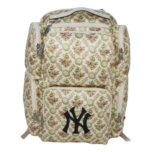 Pre-owned Gucci Backpack In White