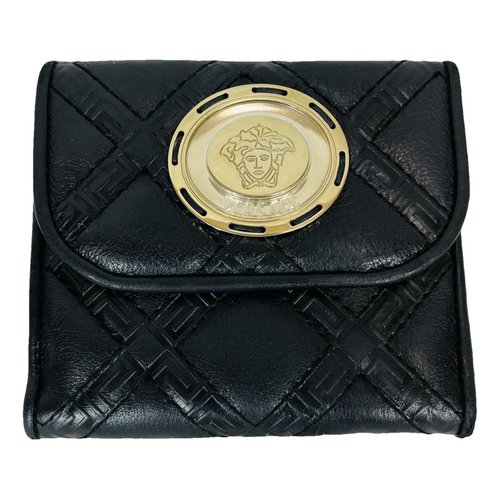 Pre-owned Versace La Medusa Leather Wallet In Black