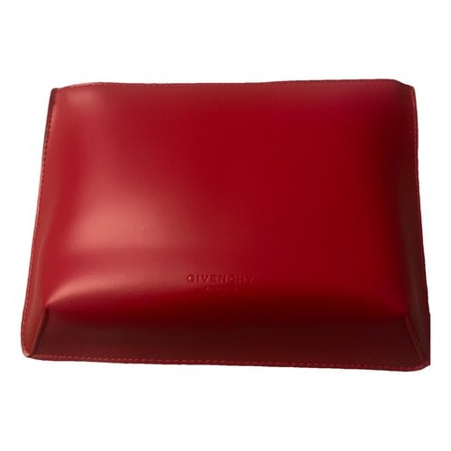 Pre-owned Givenchy Clutch Bag In Red