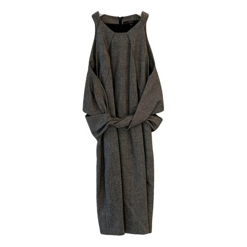 Pre-owned Gucci Wool Mid-length Dress In Grey