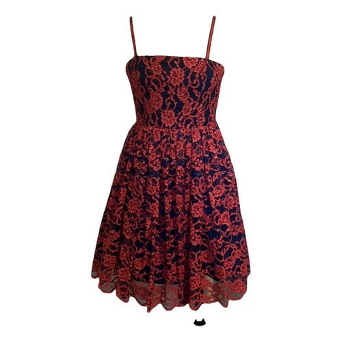 Pre-owned Alice And Olivia Lace Mid-length Dress In Red