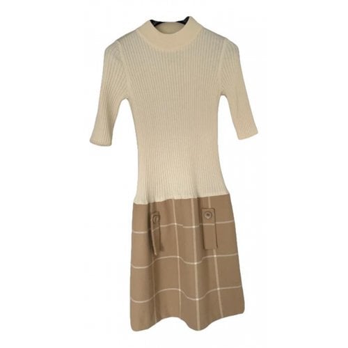 Pre-owned Tara Jarmon Wool Mid-length Dress In Ecru