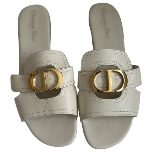 Pre-owned Dior 30 Montaigne Leather Sandal In Beige