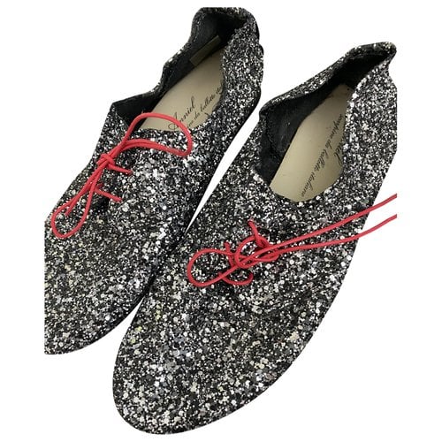 Pre-owned Anniel Glitter Flats In Silver