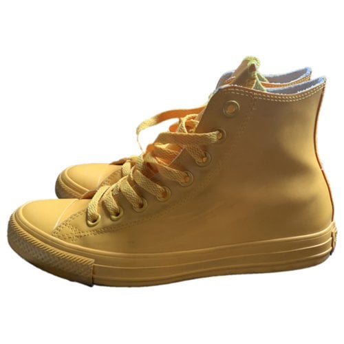 Pre-owned Converse Leather Trainers In Yellow