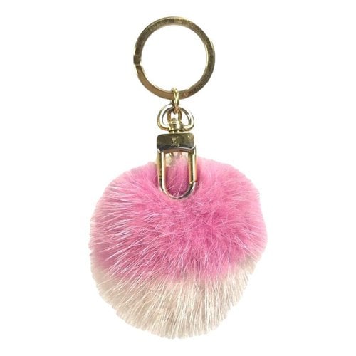 Pre-owned Louis Vuitton Astrakhan Bag Charm In Pink
