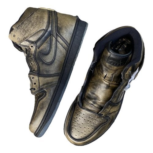 Pre-owned Nike Leather High Trainers In Metallic