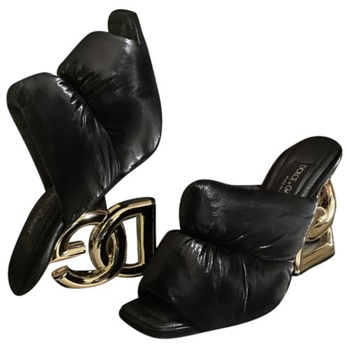Pre-owned Dolce & Gabbana Patent Leather Mules & Clogs In Black