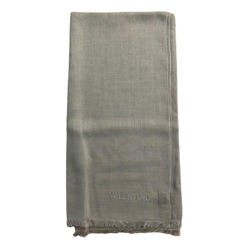 Pre-owned Valentino Cashmere Scarf In Green