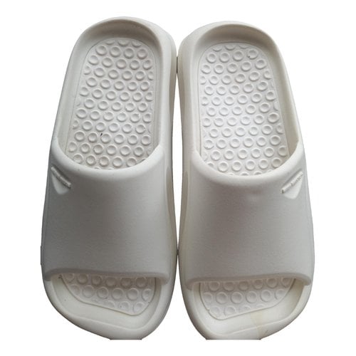 Pre-owned Heron Preston Mules & Clogs In White