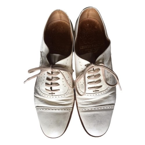Pre-owned Alberto Fasciani Leather Lace Ups In Beige