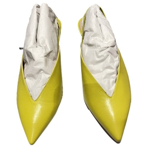 Pre-owned Kurt Geiger Leather Heels In Yellow