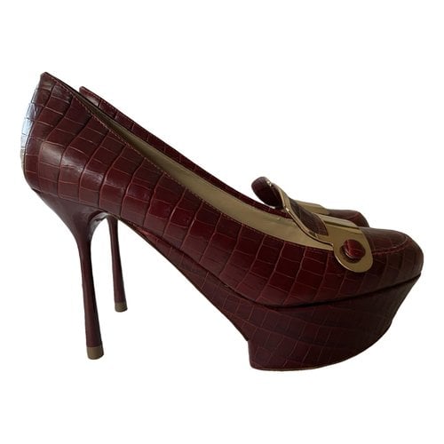 Pre-owned Pollini Leather Heels In Burgundy