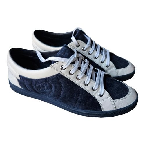 Pre-owned Chanel Leather Low Trainers In Blue