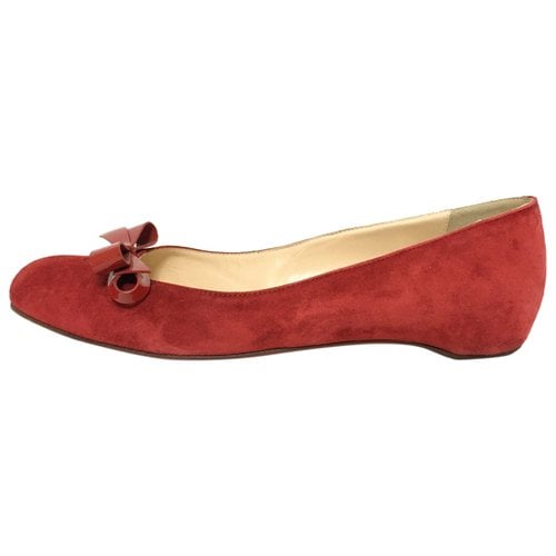 Pre-owned Christian Louboutin Flats In Red